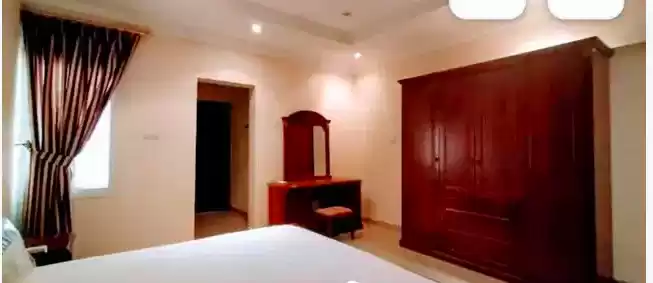 yerleşim Hazır Mülk 1 yatak odası F/F Apartman  kiralık içinde Al Sadd , Doha #7752 - 1  image 